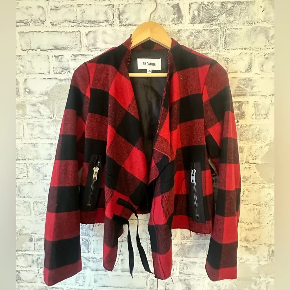 BB Dakota | Red Buffalo Plaid Light Coat + FREE scarf - Picture 1 of 9